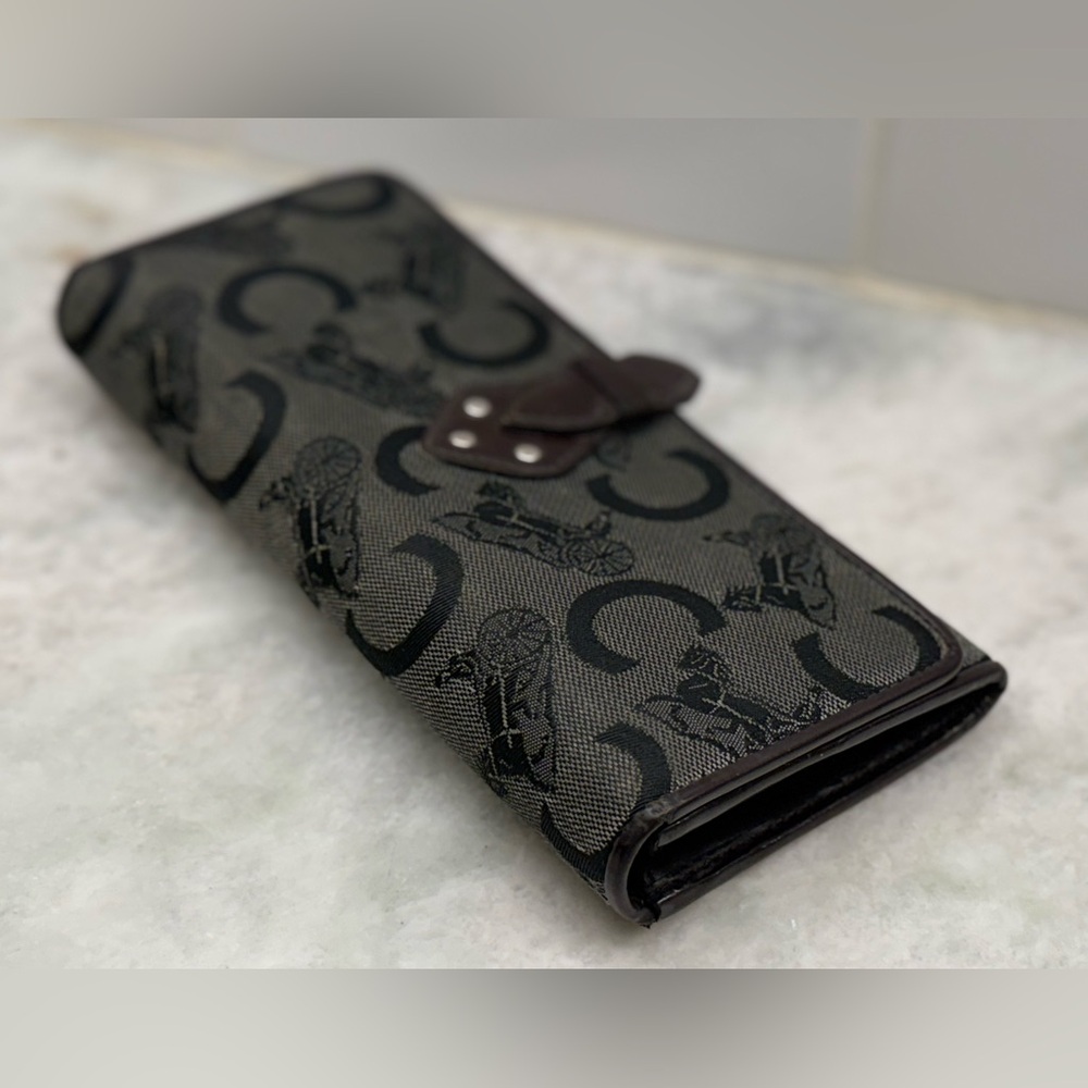 SOLD CELINE Vintage Macadam Logo Canvas/Patent Leather Long Flap Snap Wallet - Picture 4 of 16